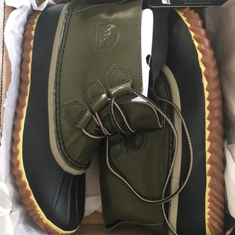BNWT Sorel Rain Snow Boots Size 8.5 - Brand New